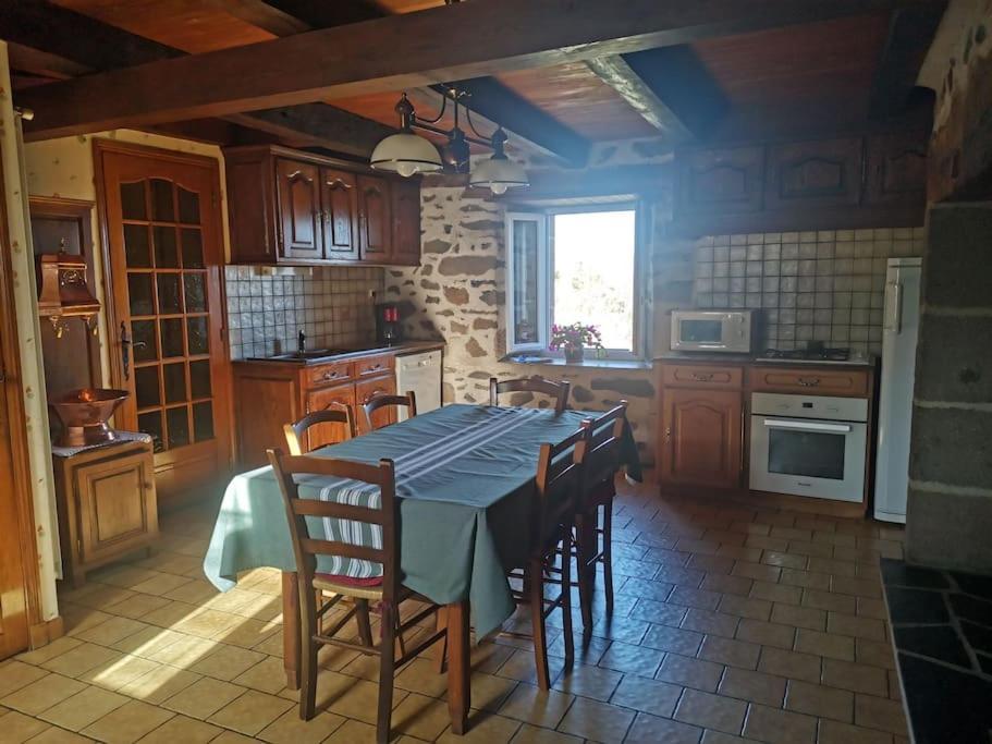 Le Monteil  Maison Chez La Malie מראה חיצוני תמונה